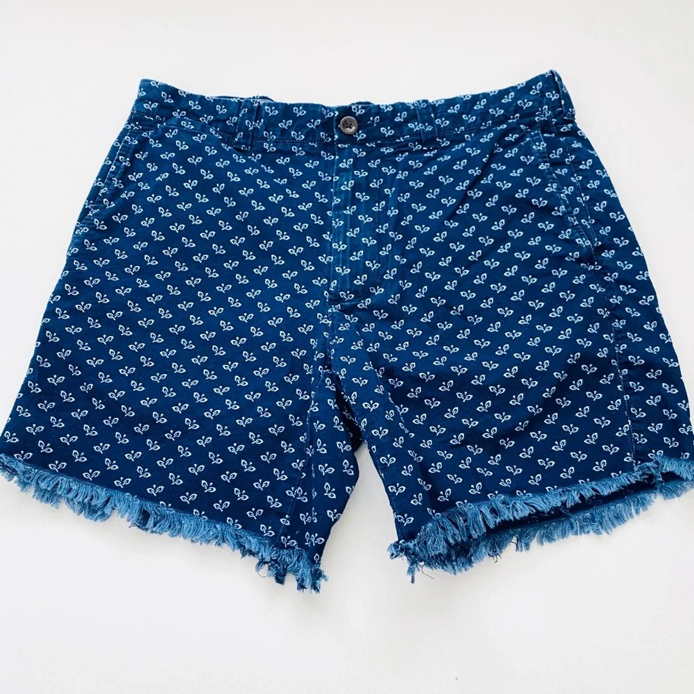J.Crew Men's Blue Floral Shorts Raw Hem Preppy Size 32 Summer Grunge